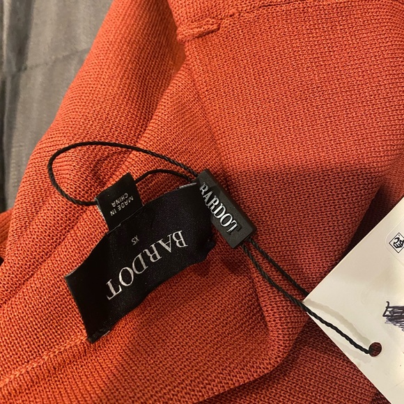 Bardot Off-the-Shoulder Dress - Picture 5 of 5